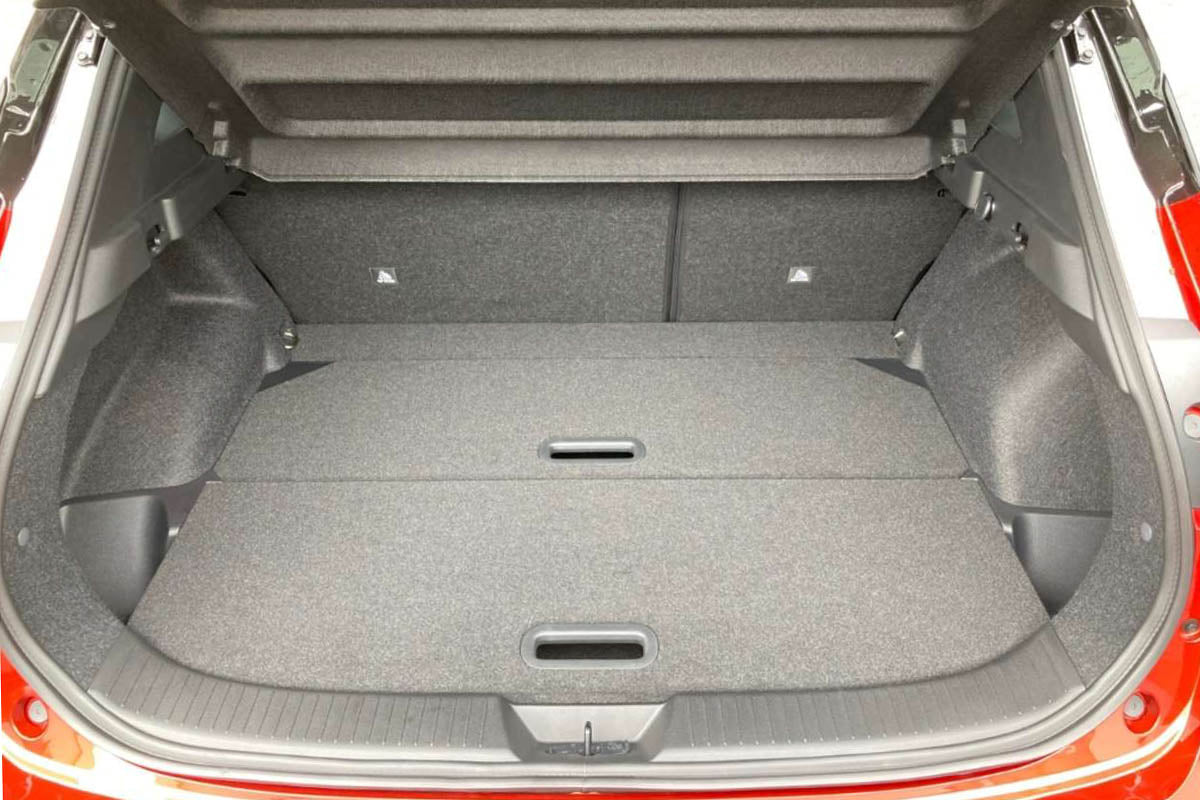 Aristar Premium Boot Liner Protector for Nissan Qashqai 2021+
