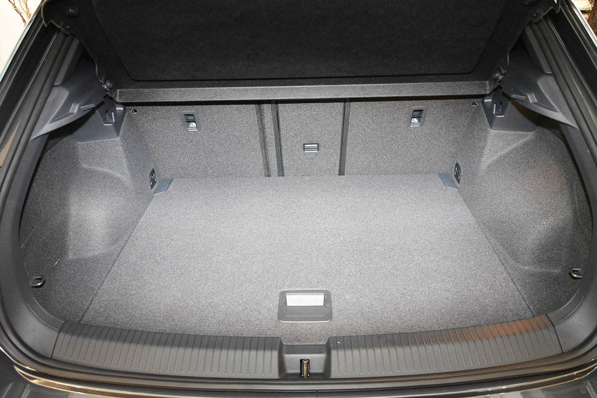 Aristar Premium Boot Liner Protector for Volkswagen T-Roc 2017+
