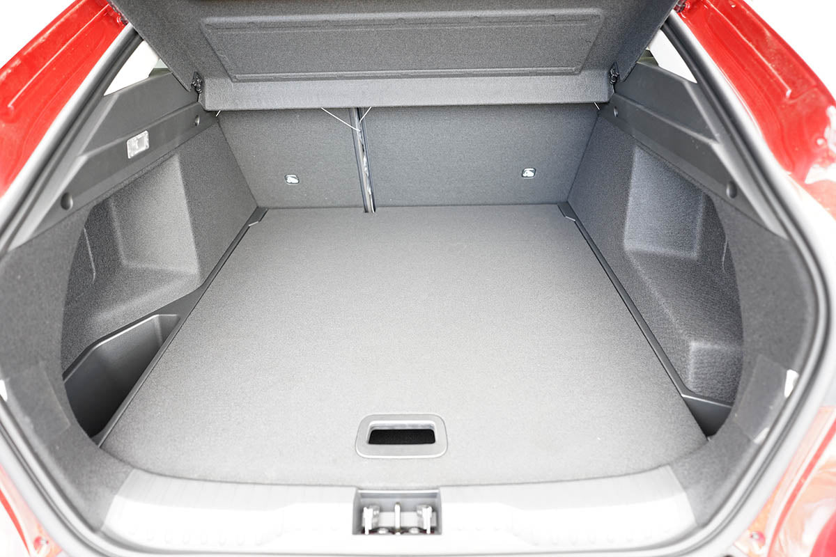 Aristar Premium Boot Liner Protector for Renault Arkana 2021+