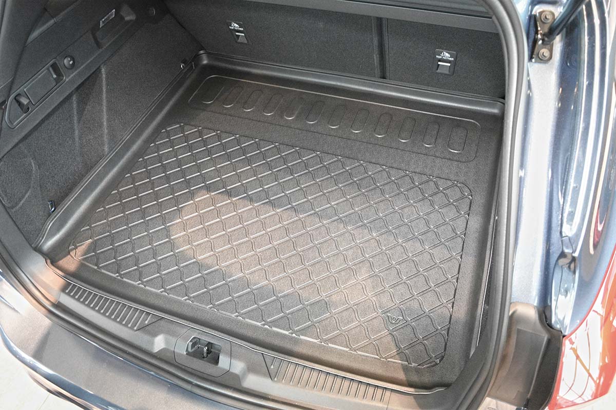 Aristar Premium Boot Liner Protector for Ford Focus 2019+ MK4 Estate