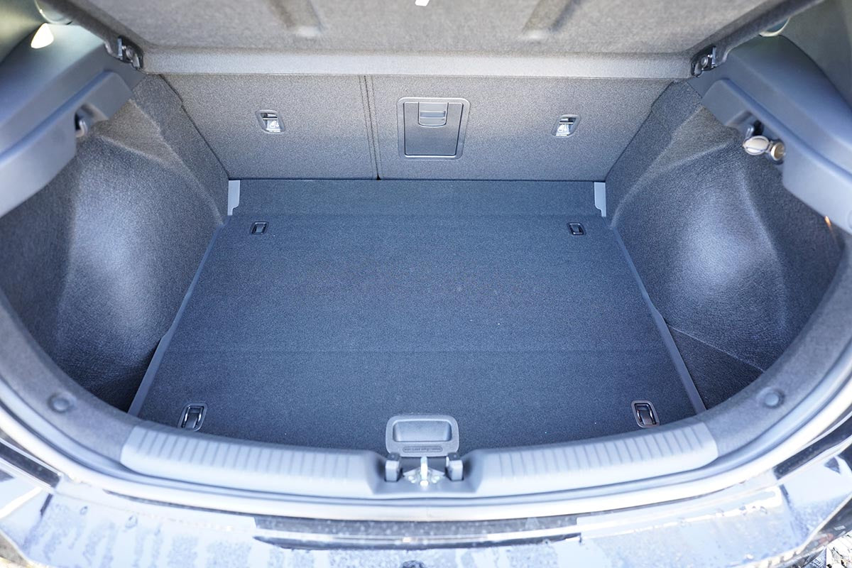 Aristar Premium Boot Liner Protector for Hyundai i30 2020+ 48v Hybrid